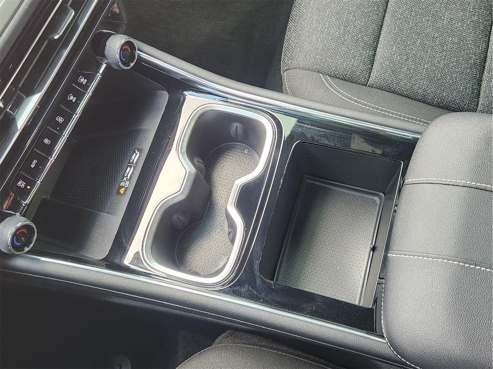 2025 Chevrolet Traverse FWD LT