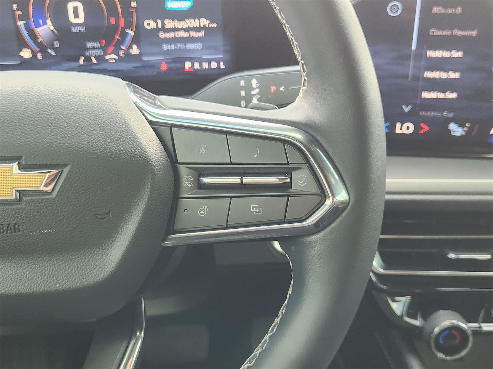 2025 Chevrolet Traverse FWD LT