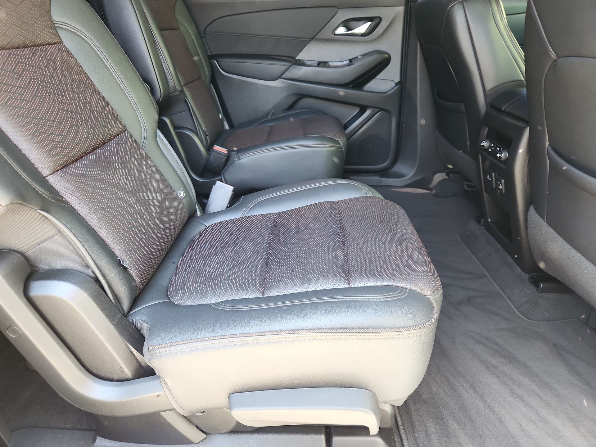 2022 Chevrolet Traverse High Country