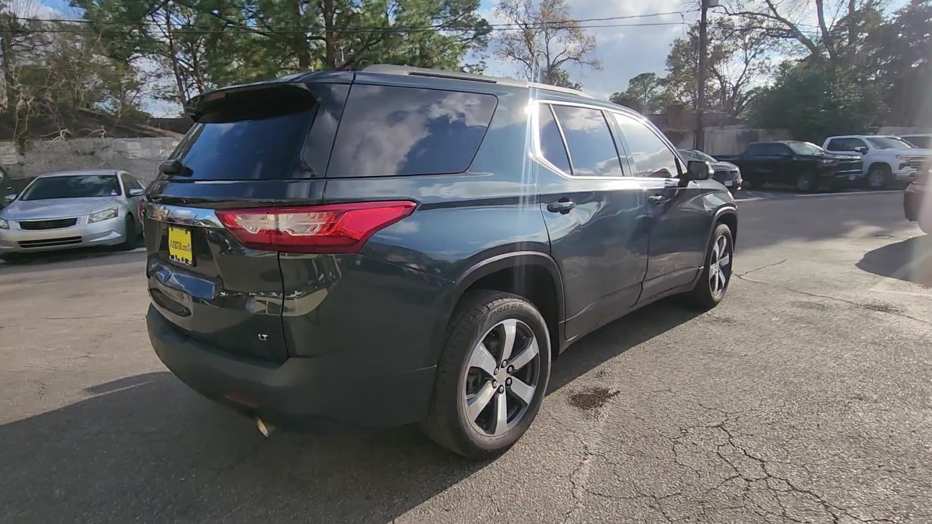 2021 Chevrolet Traverse LT Leather