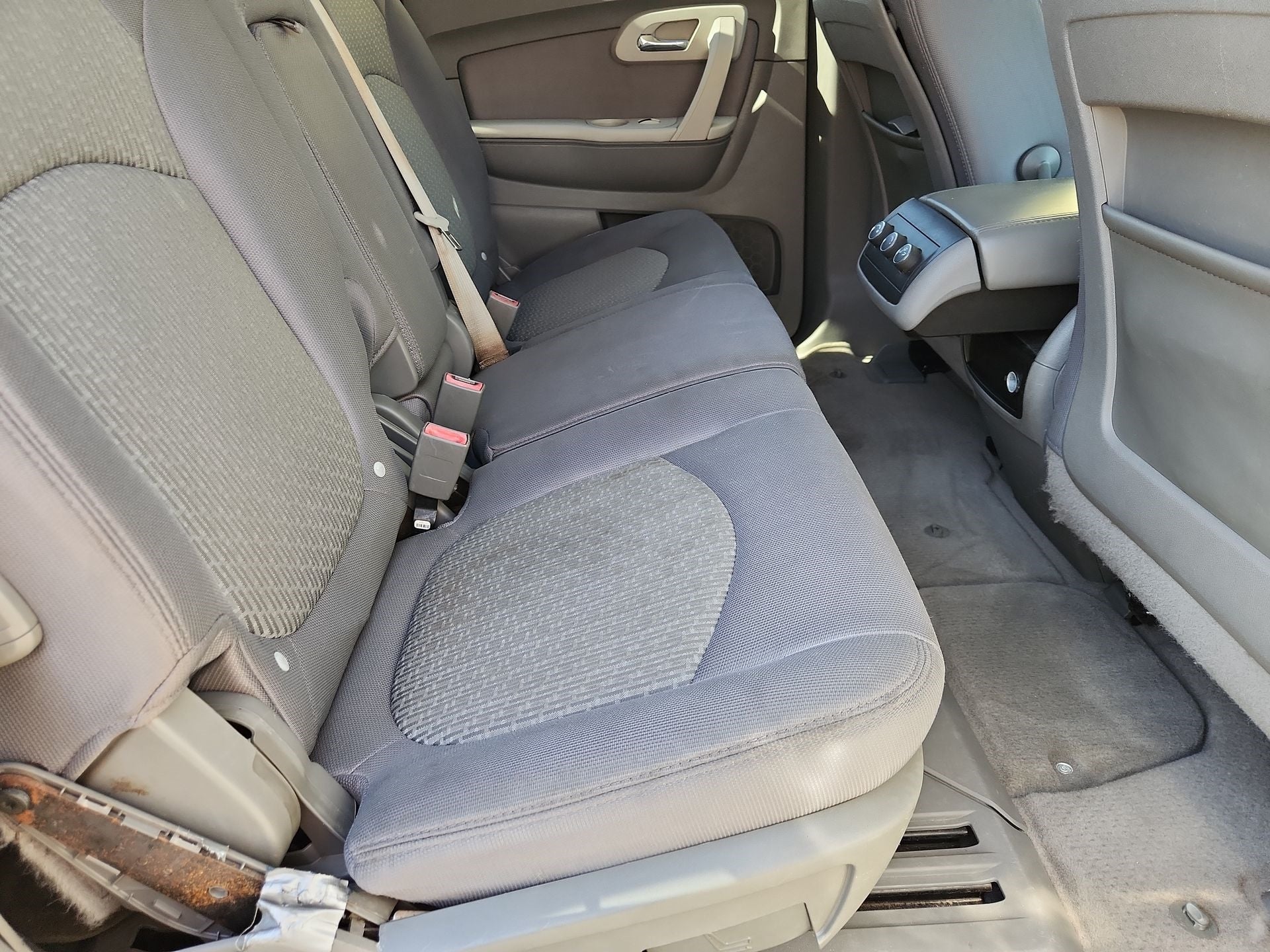 2010 Chevrolet Traverse LS