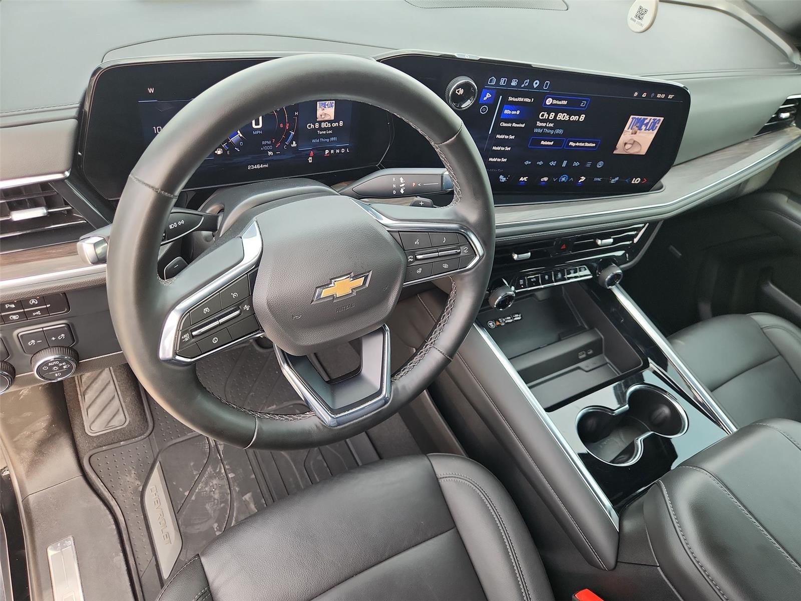 2025 Chevrolet Suburban LT