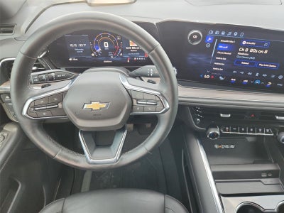 2025 Chevrolet Suburban LT