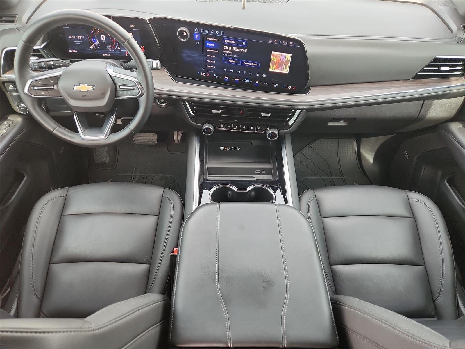 2025 Chevrolet Suburban LT