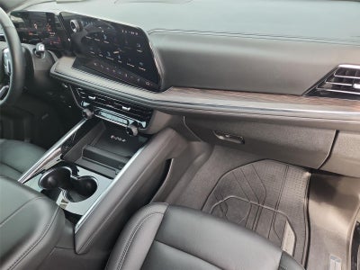 2025 Chevrolet Suburban LT
