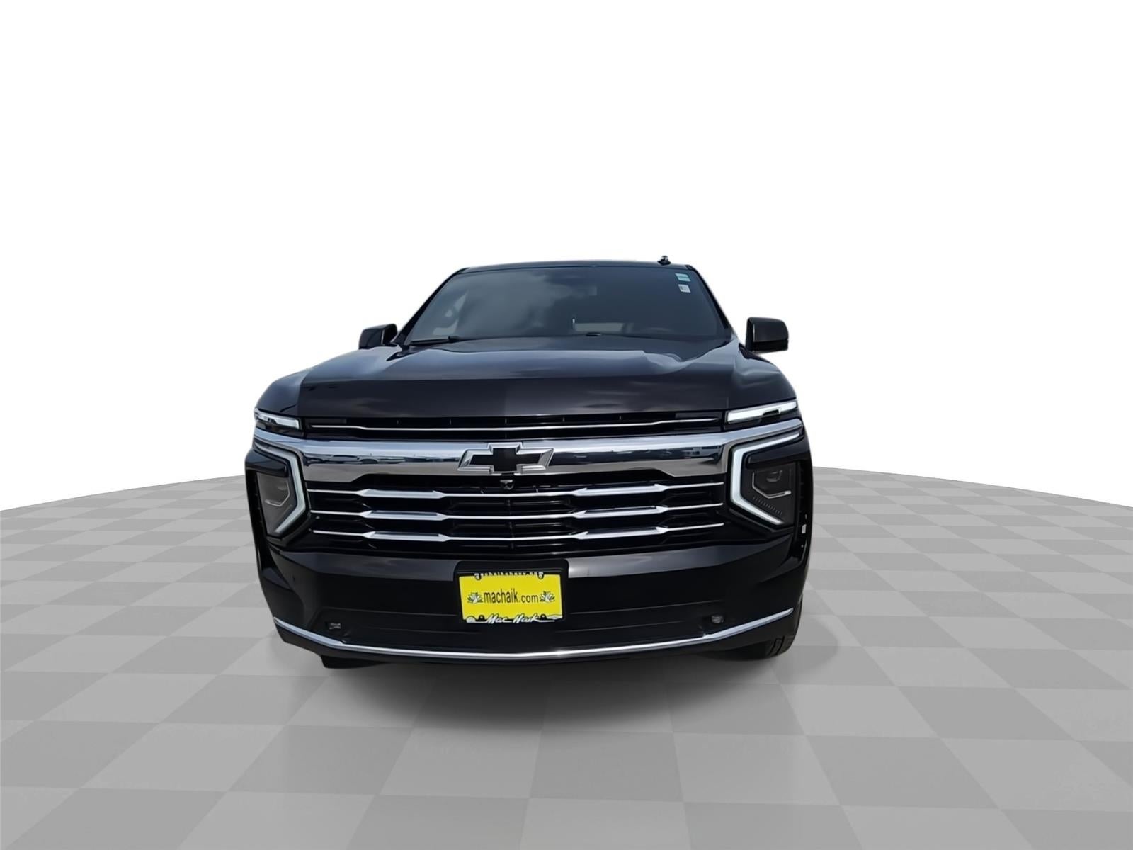 2025 Chevrolet Suburban LT