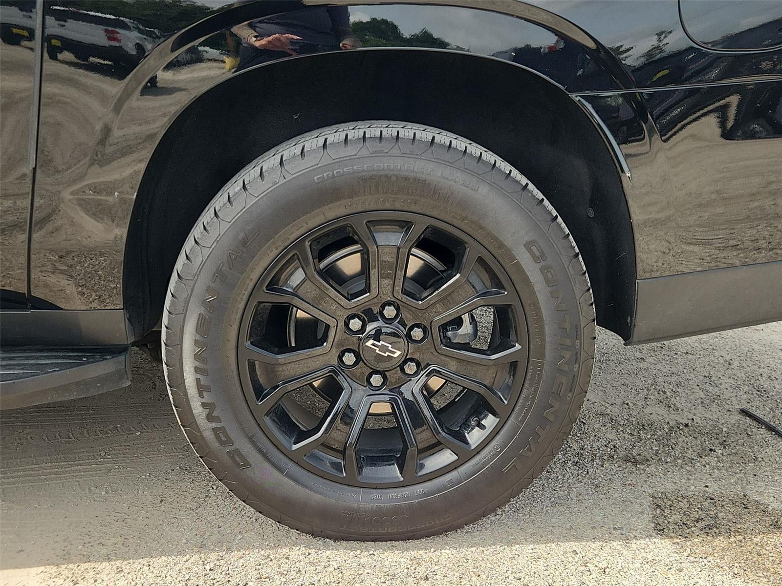 2025 Chevrolet Suburban LT