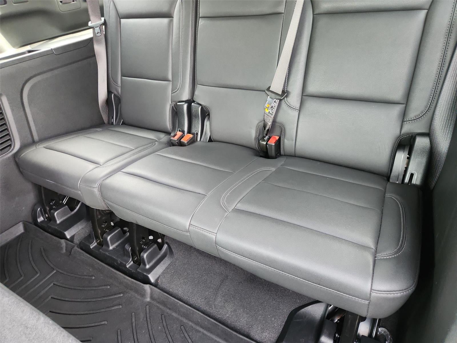 2025 Chevrolet Suburban LT