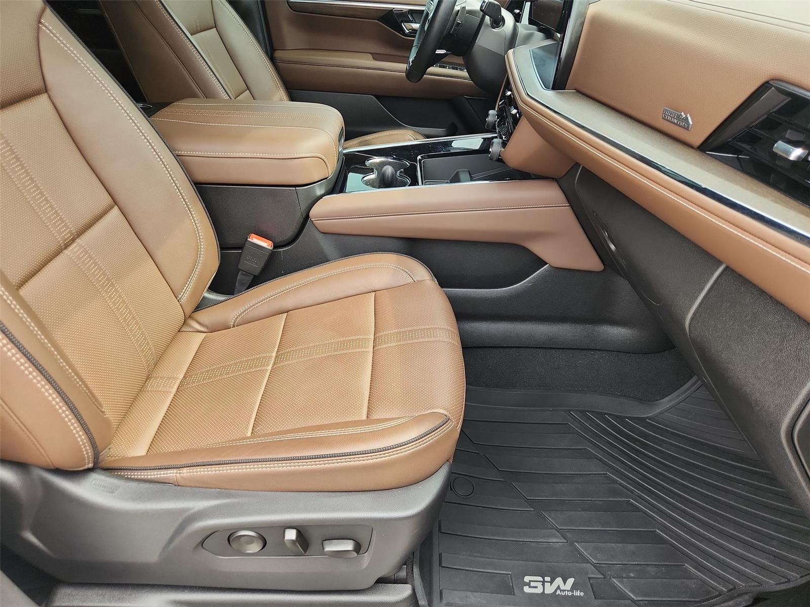 2025 Chevrolet SUBURBAN HICNTY