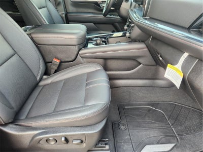 2025 Chevrolet Suburban RST