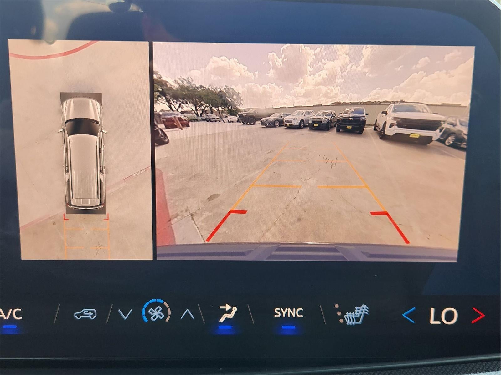 2025 Chevrolet Suburban RST
