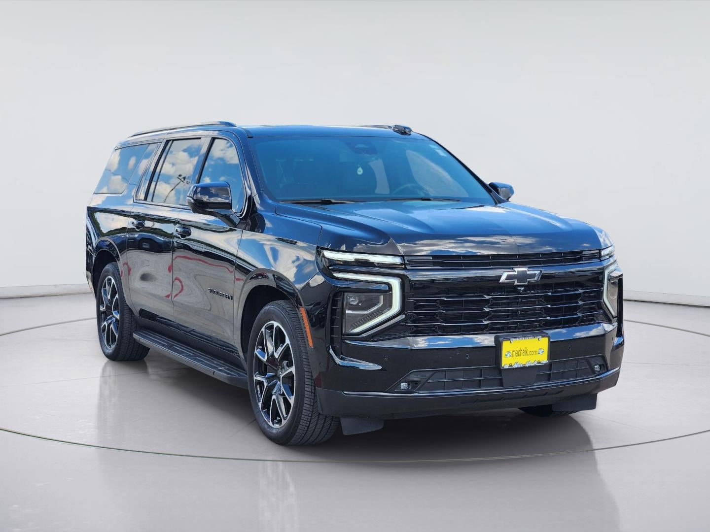 2025 Chevrolet Suburban RST