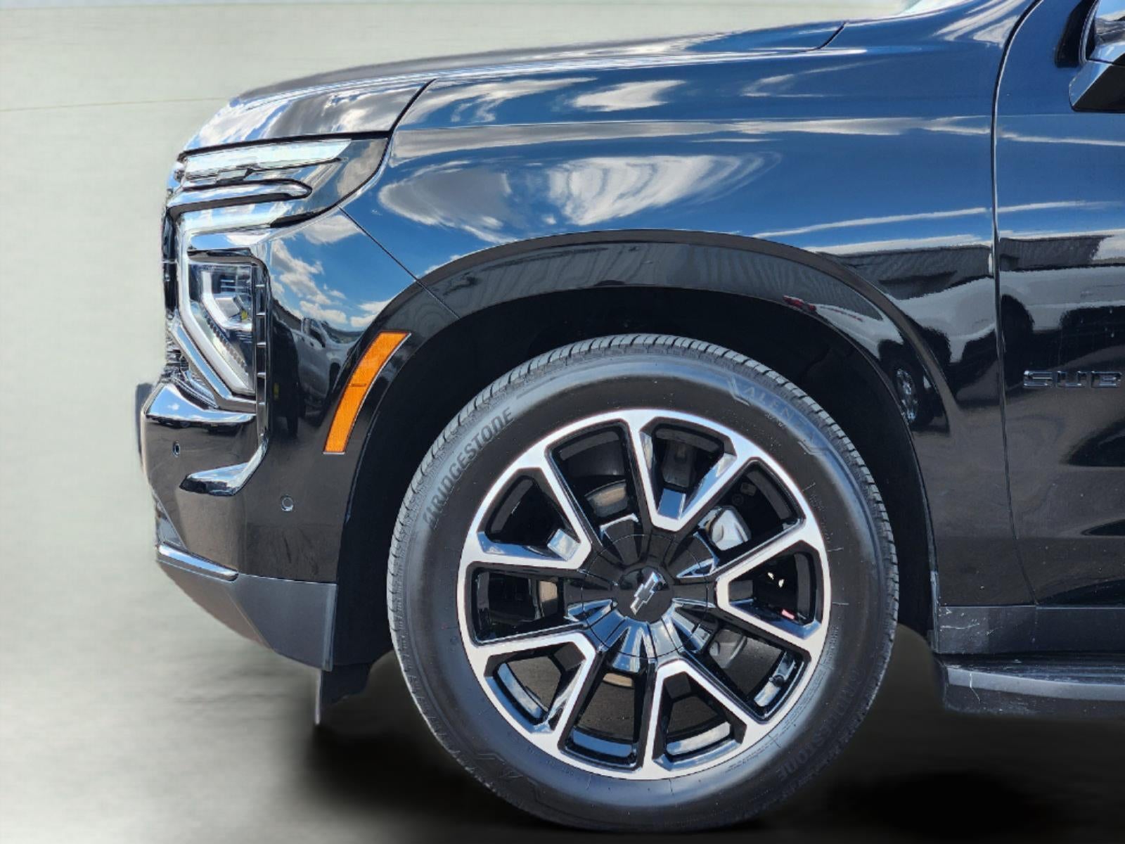 2025 Chevrolet Suburban RST