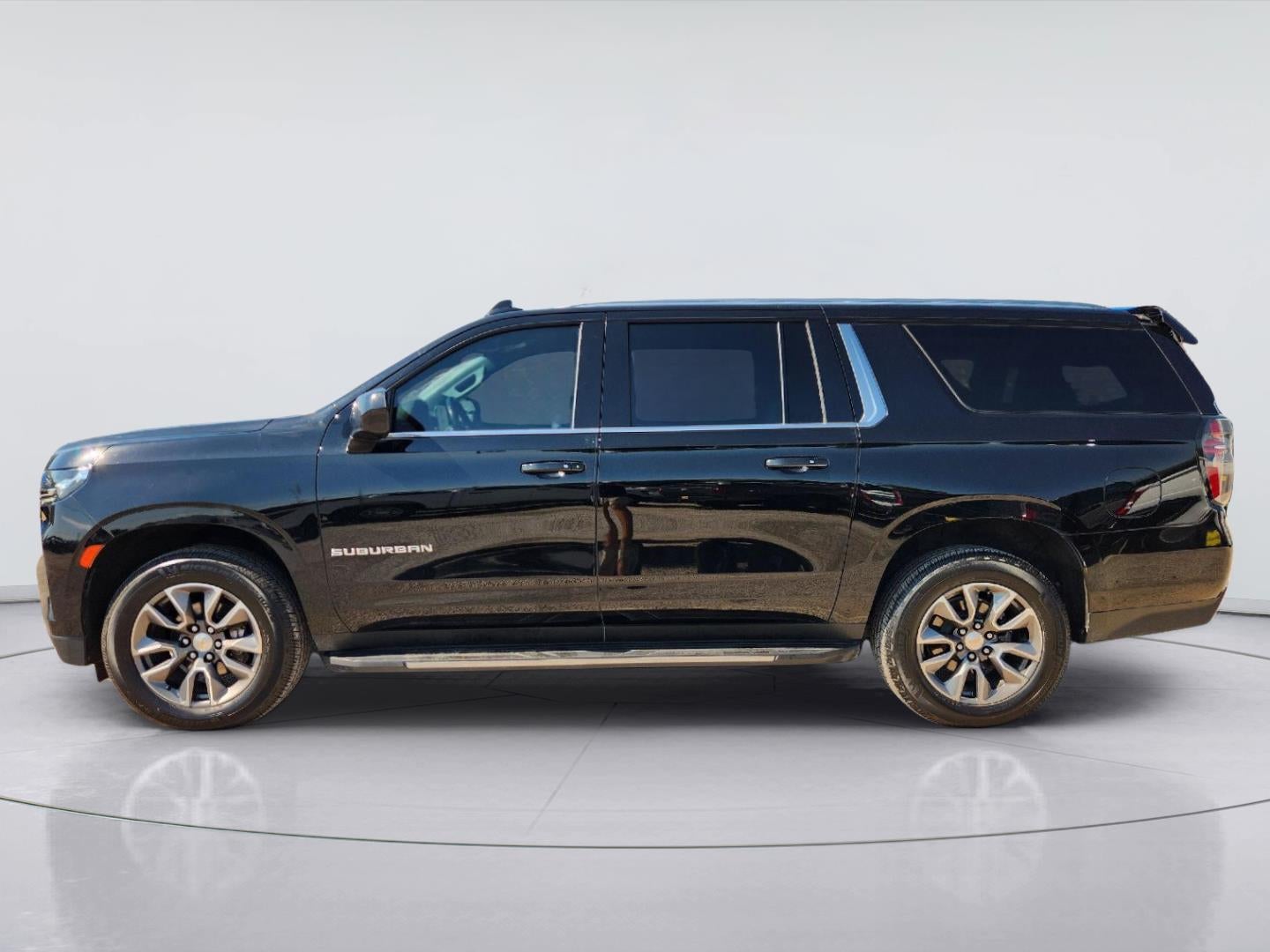 2024 Chevrolet Suburban LT