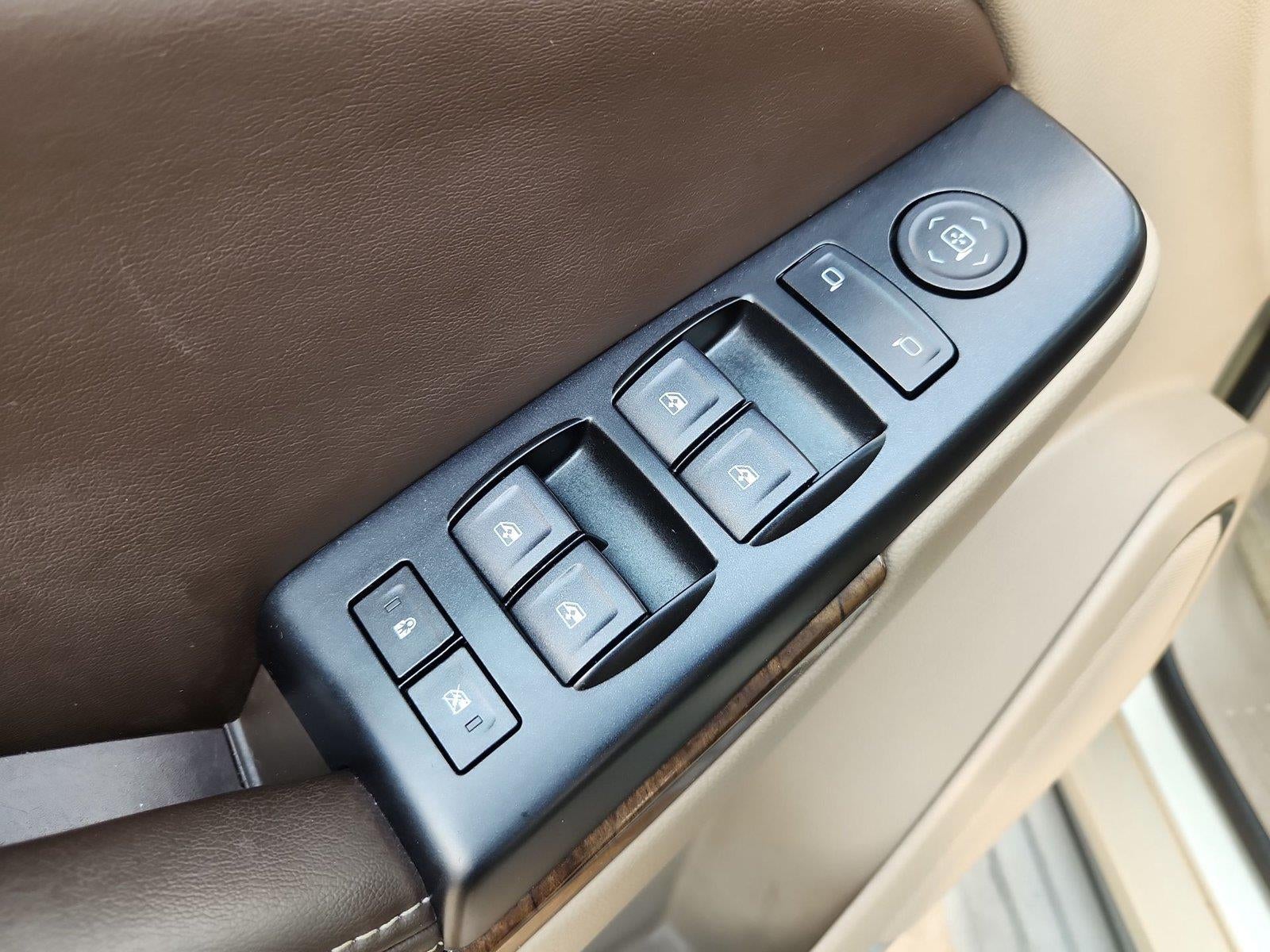 2015 Chevrolet Suburban LS