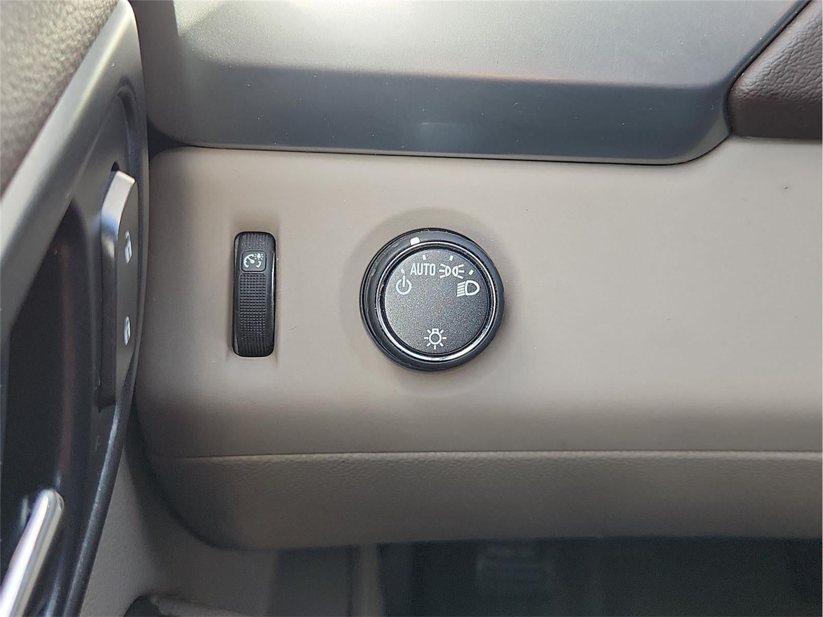 2015 Chevrolet Suburban LT
