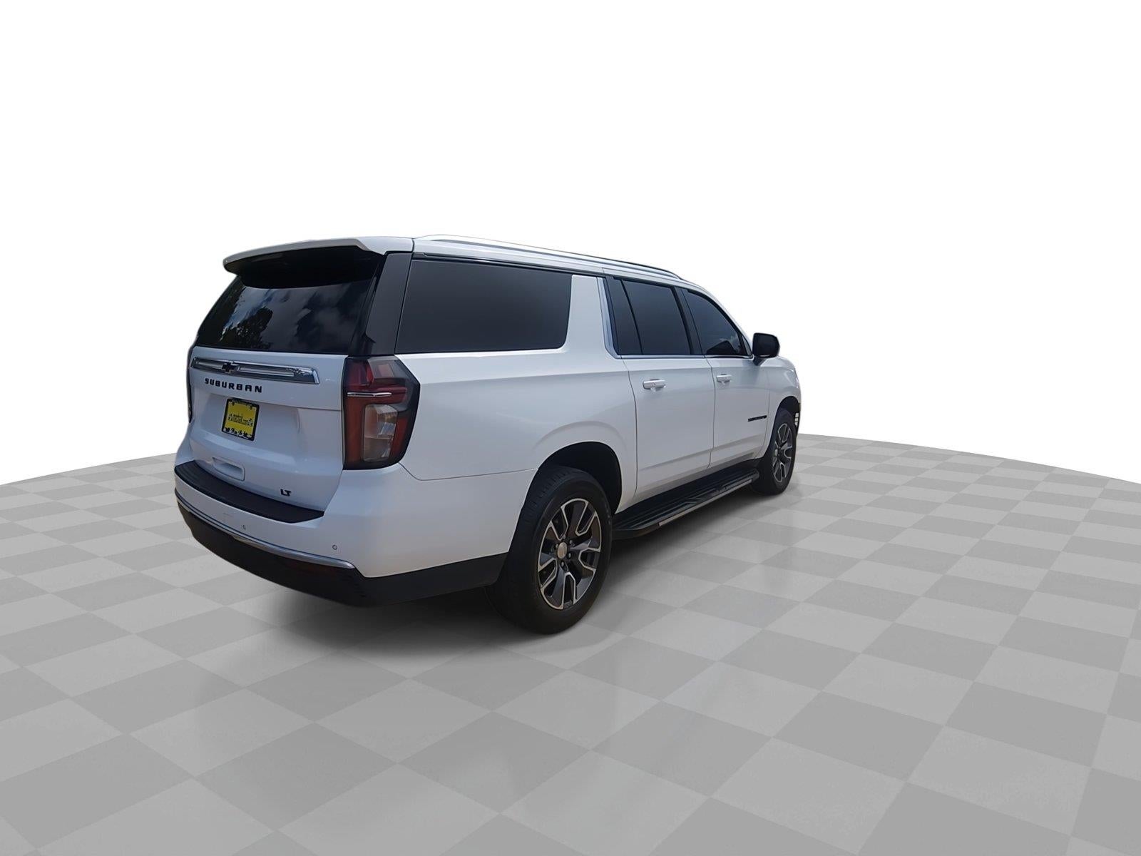 2023 Chevrolet Suburban LT