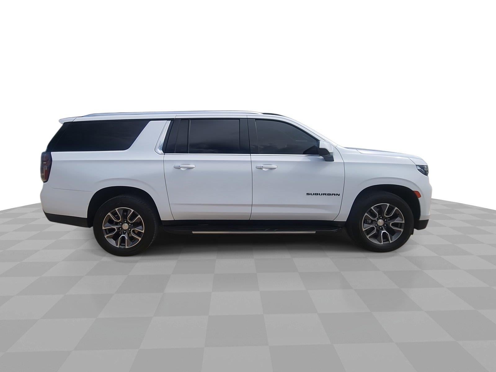 2023 Chevrolet Suburban LT