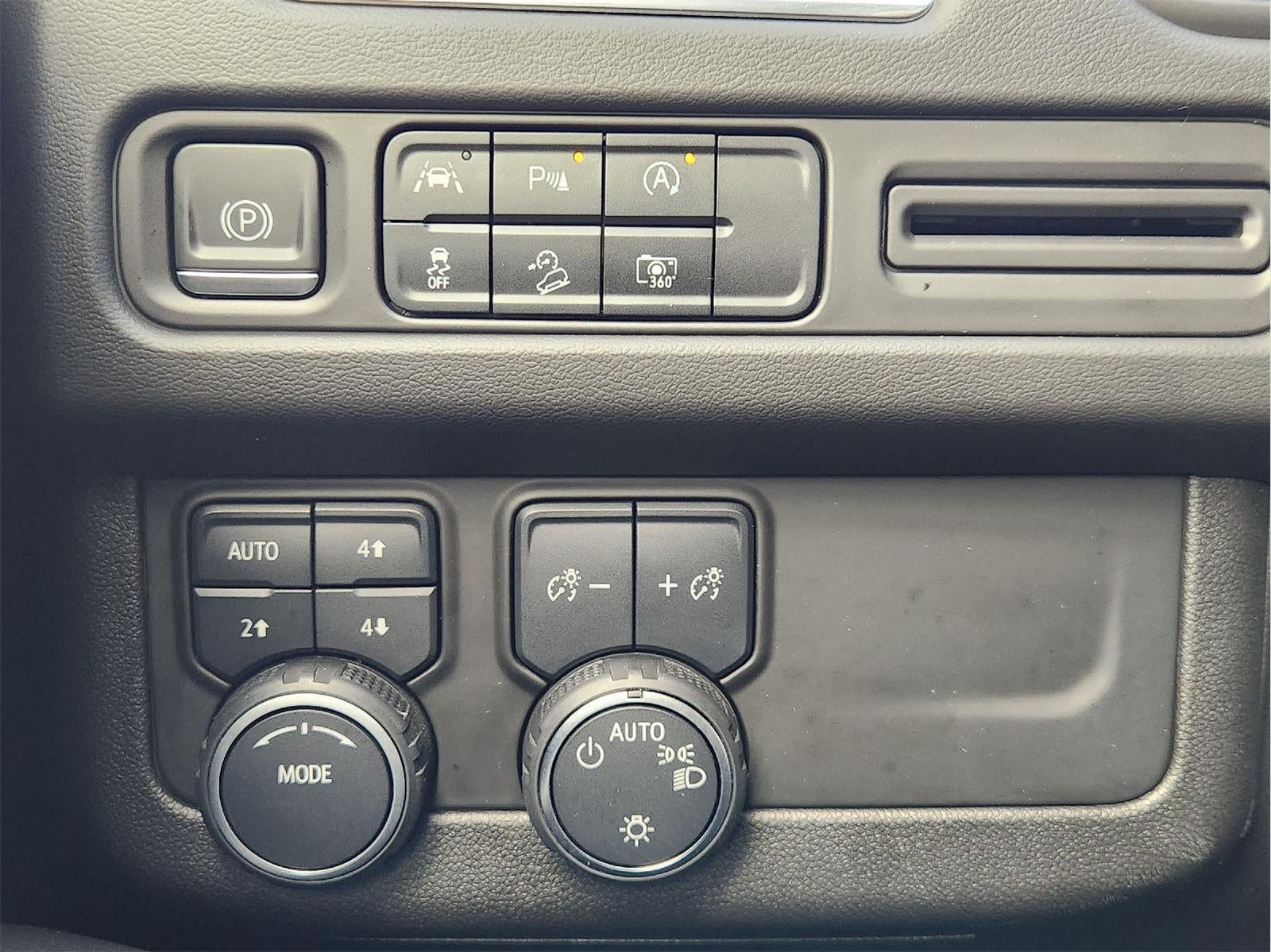 2023 Chevrolet Suburban Z71