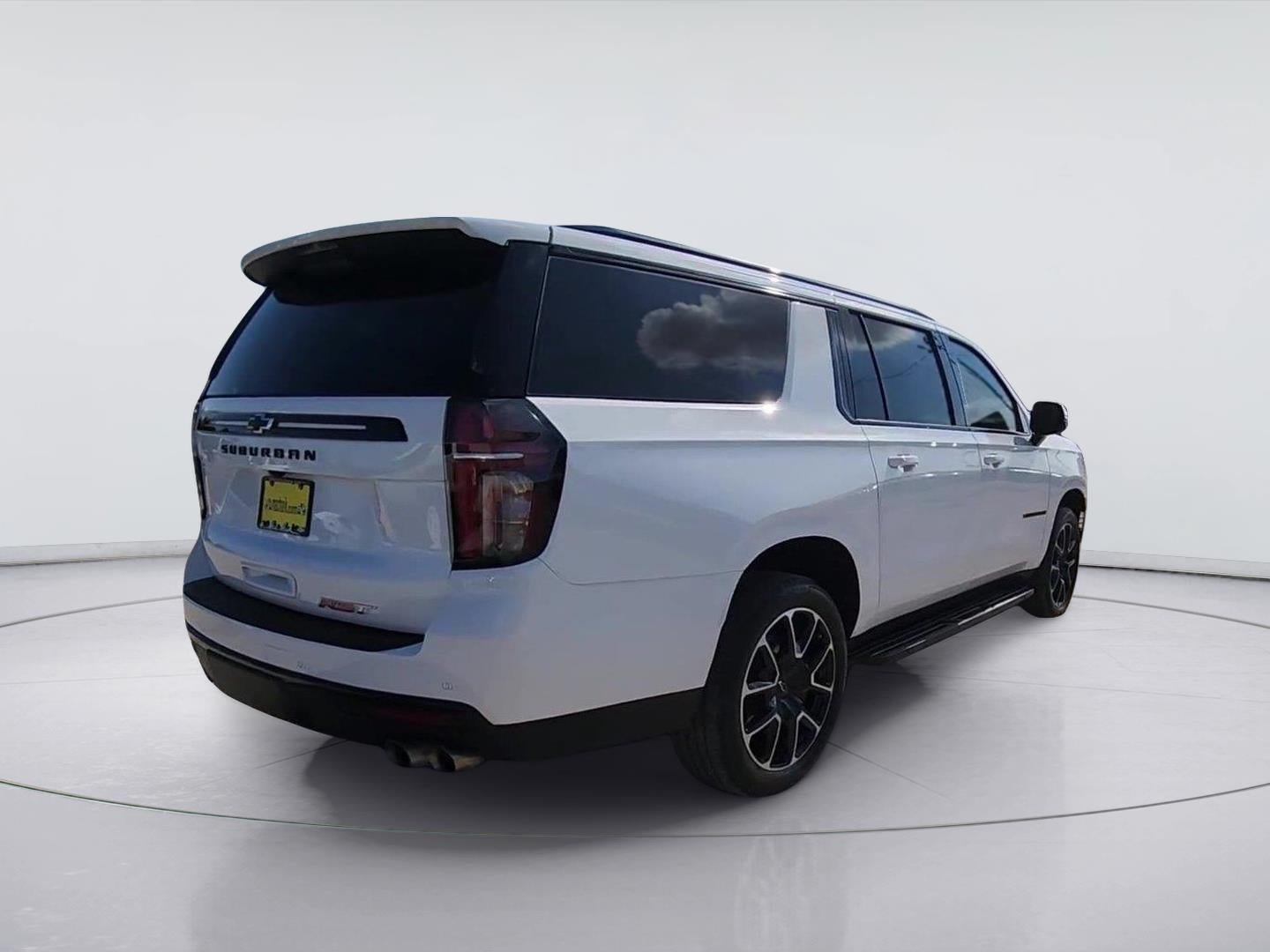 2024 Chevrolet Suburban RST