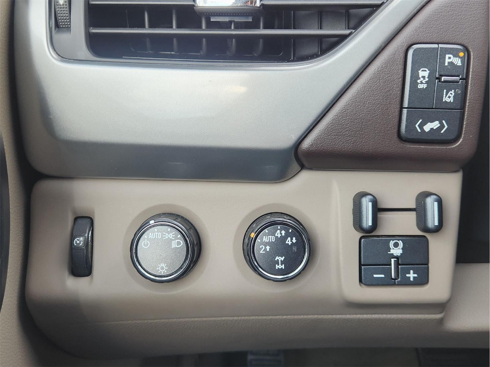 2015 Chevrolet Suburban LT