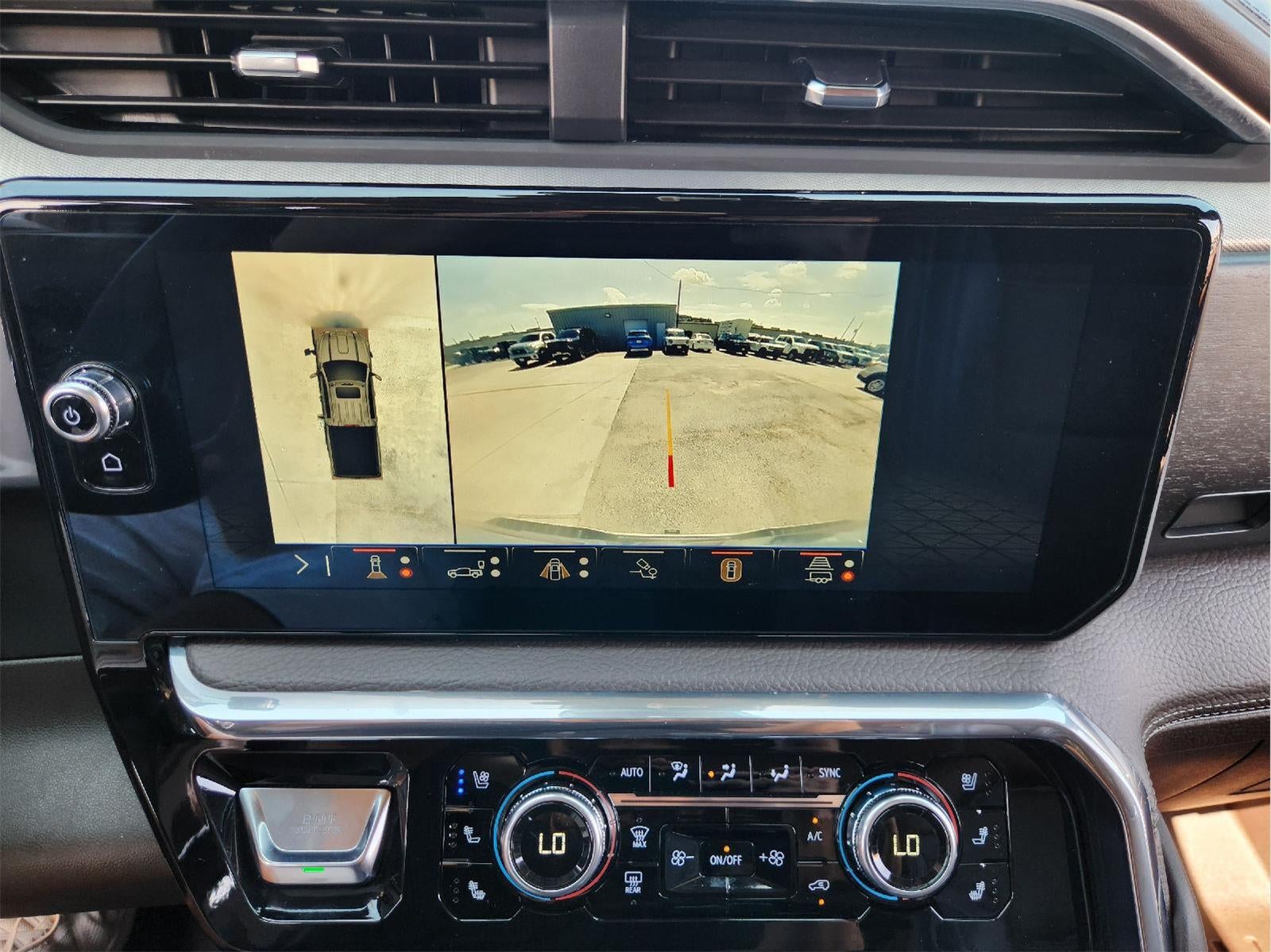 2024 GMC Sierra 2500HD Denali