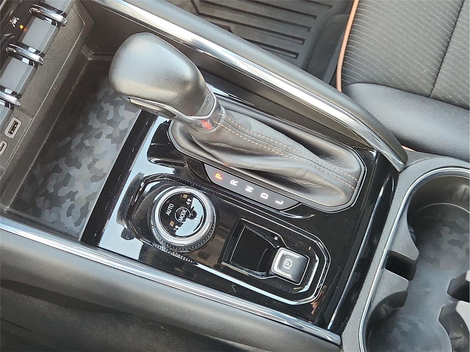 2023 GMC Canyon 4WD AT4