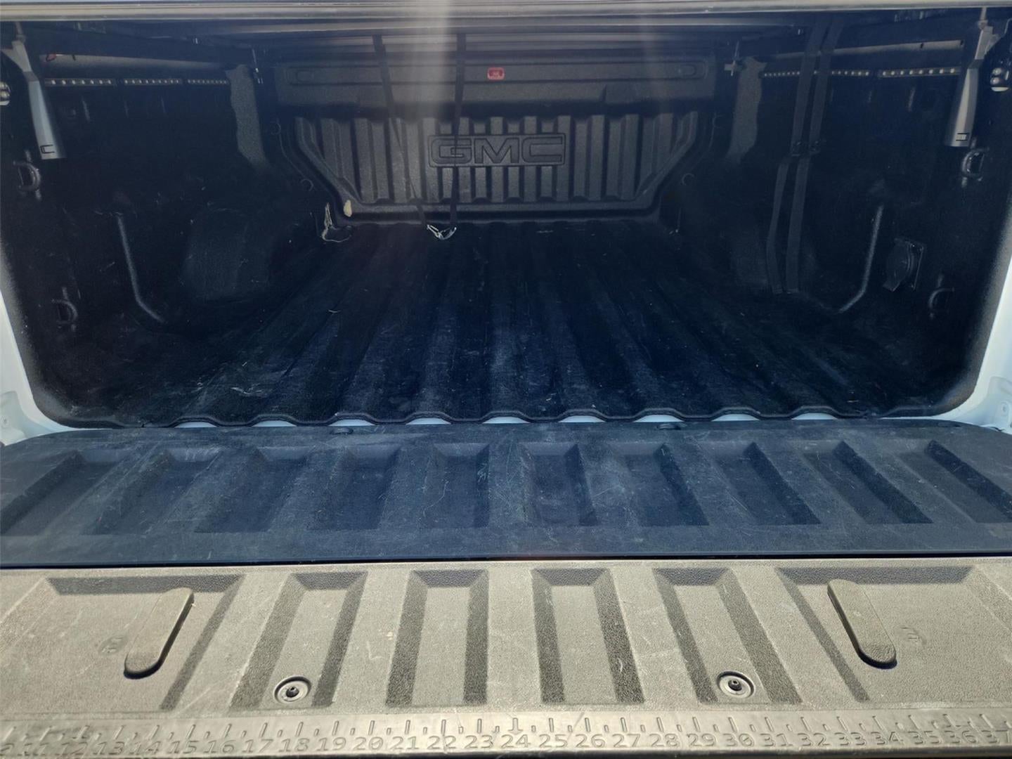 2023 GMC Canyon 4WD AT4