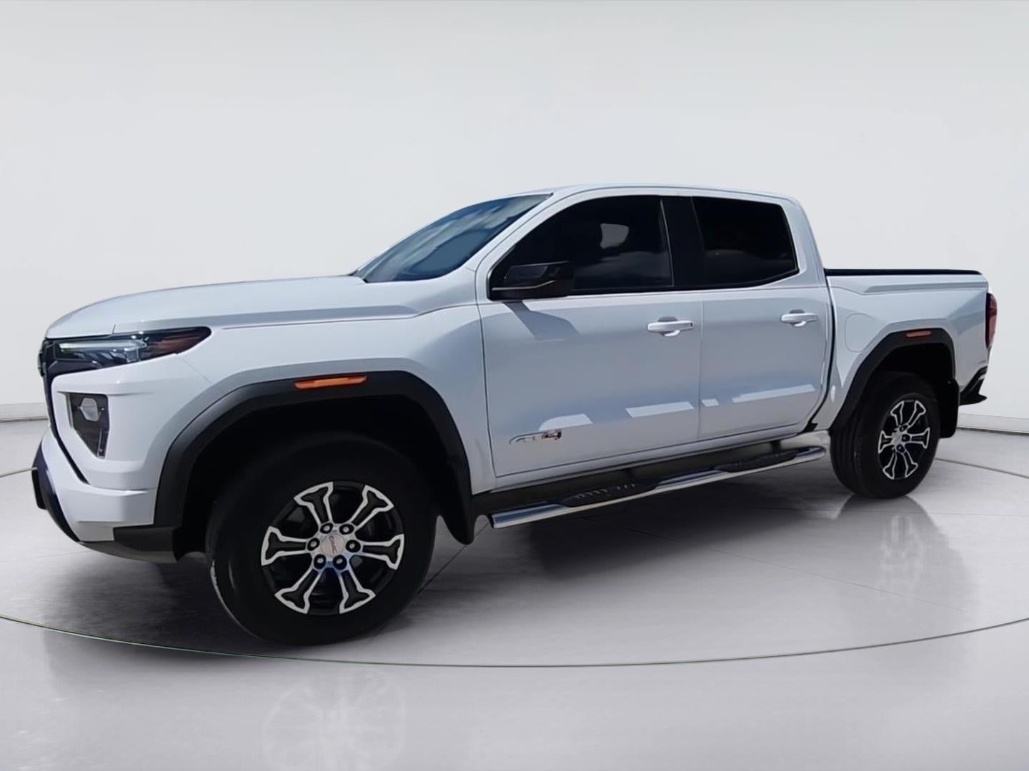 2023 GMC Canyon 4WD AT4