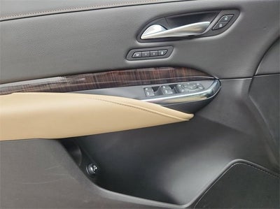 2024 Cadillac XT4 Premium Luxury