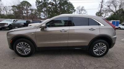 2024 Cadillac XT4 Premium Luxury