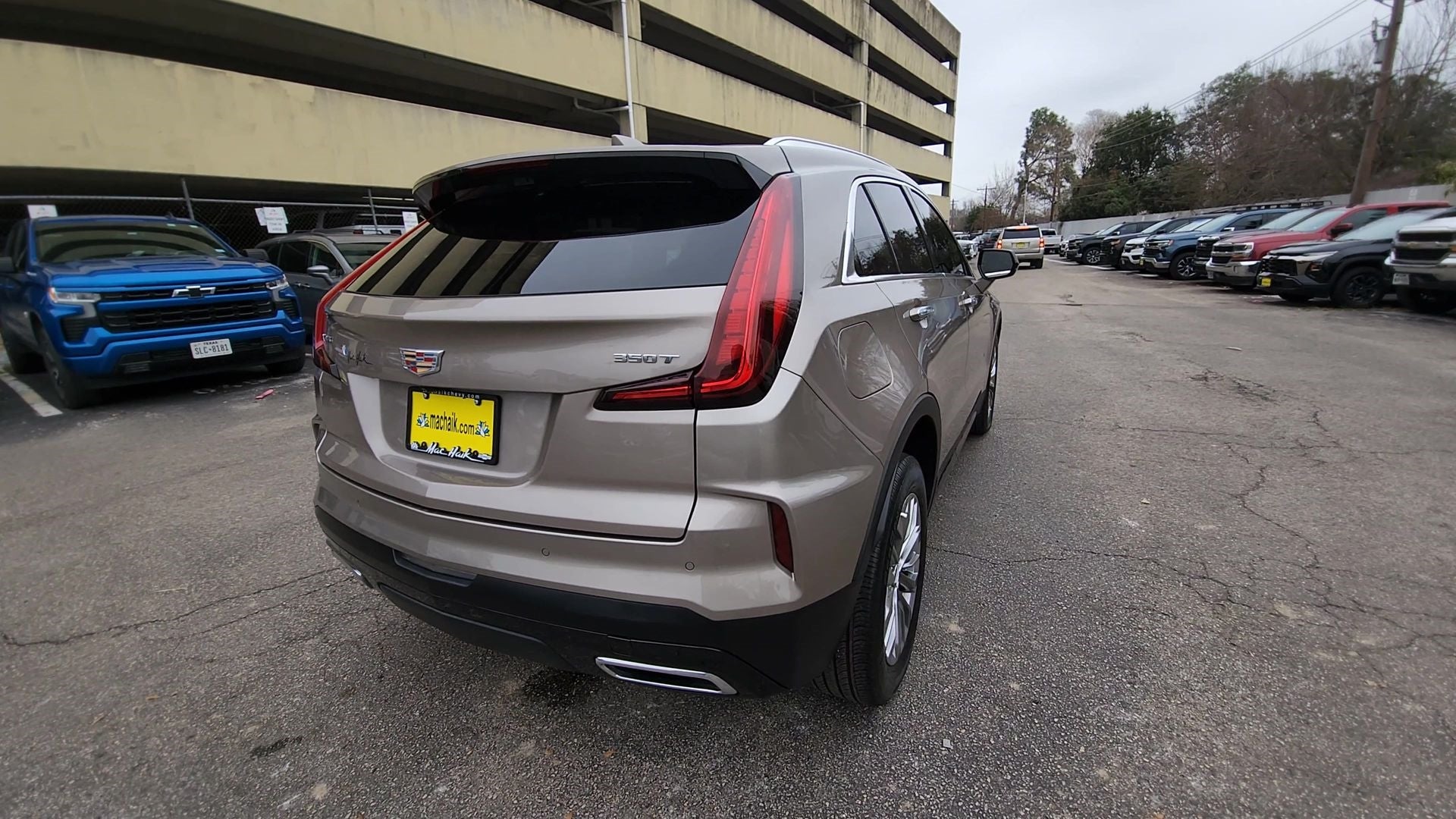 2024 Cadillac XT4 Premium Luxury