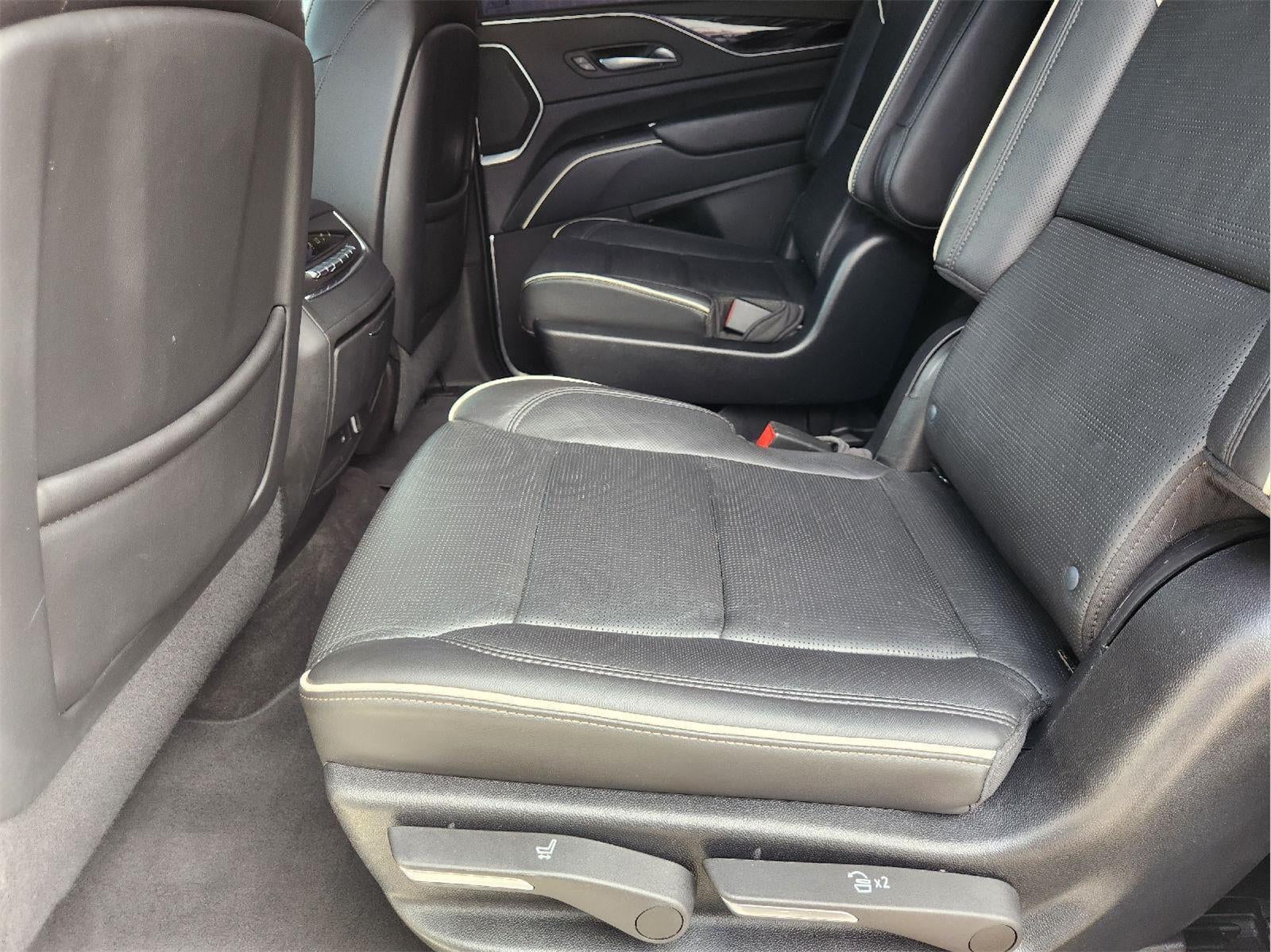 2022 Cadillac Escalade Sport