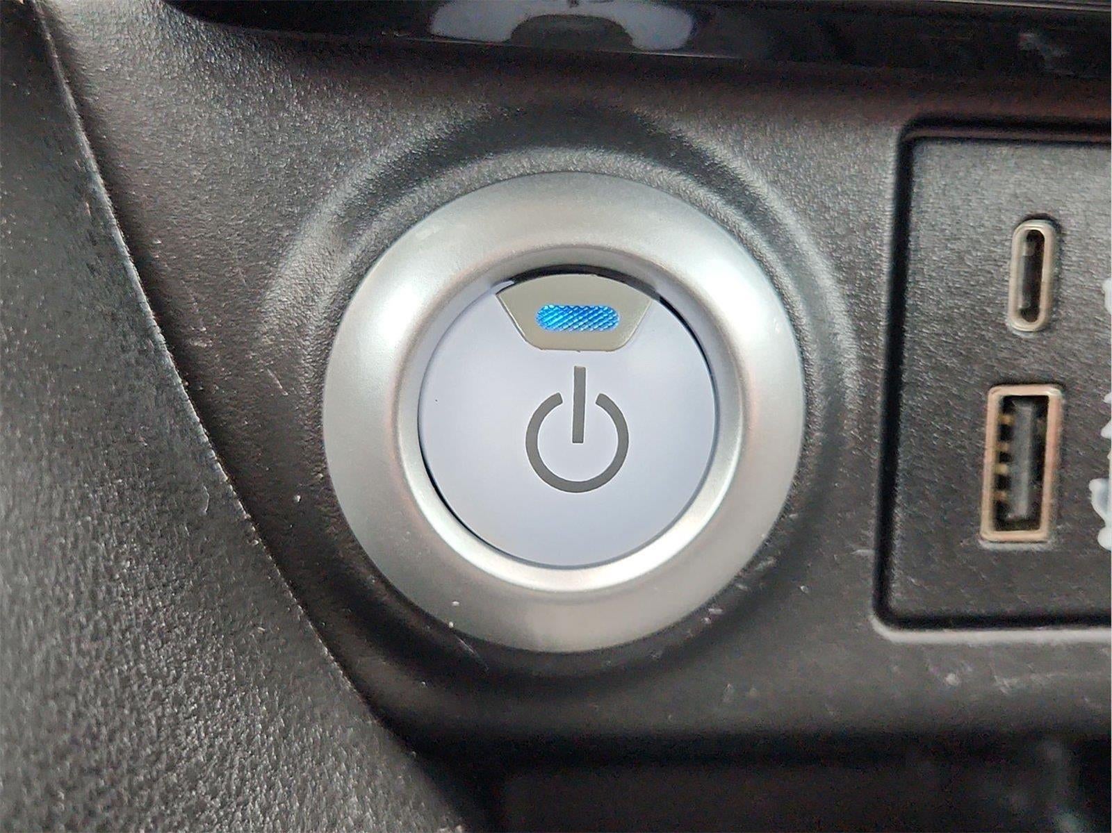 2022 Nissan LEAF SV