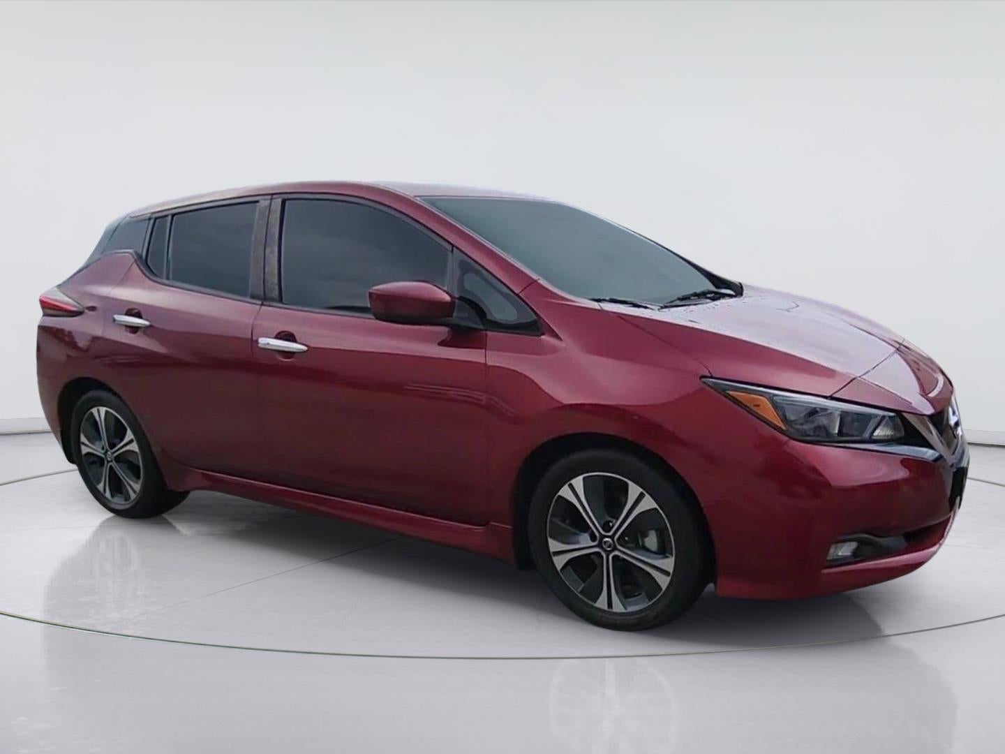 2022 Nissan LEAF SV