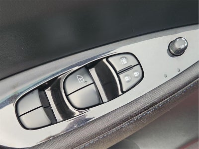 2022 Nissan LEAF SV