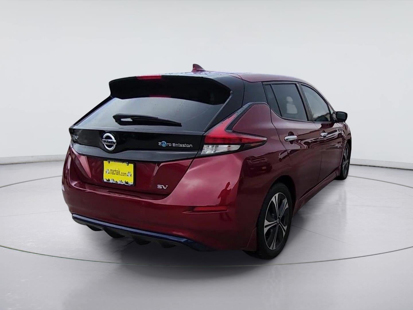 2022 Nissan LEAF SV