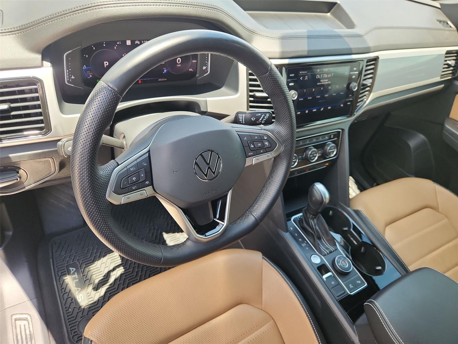 2023 Volkswagen Atlas Cross Sport 3.6L V6 SEL Premium R-Line