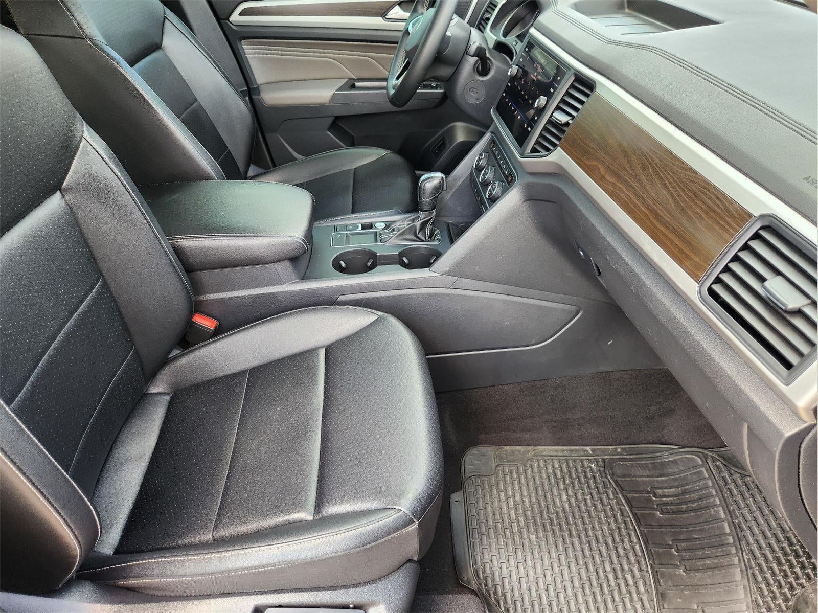 2021 Volkswagen Atlas 2.0T SE w/Technology