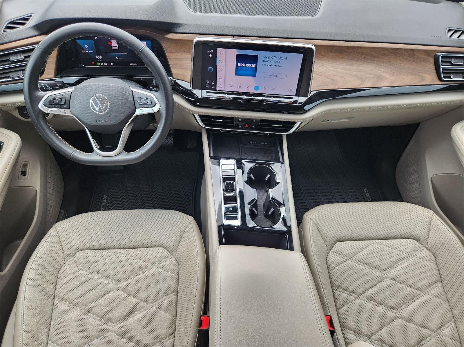 2024 Volkswagen Atlas 2.0T SE w/Technology