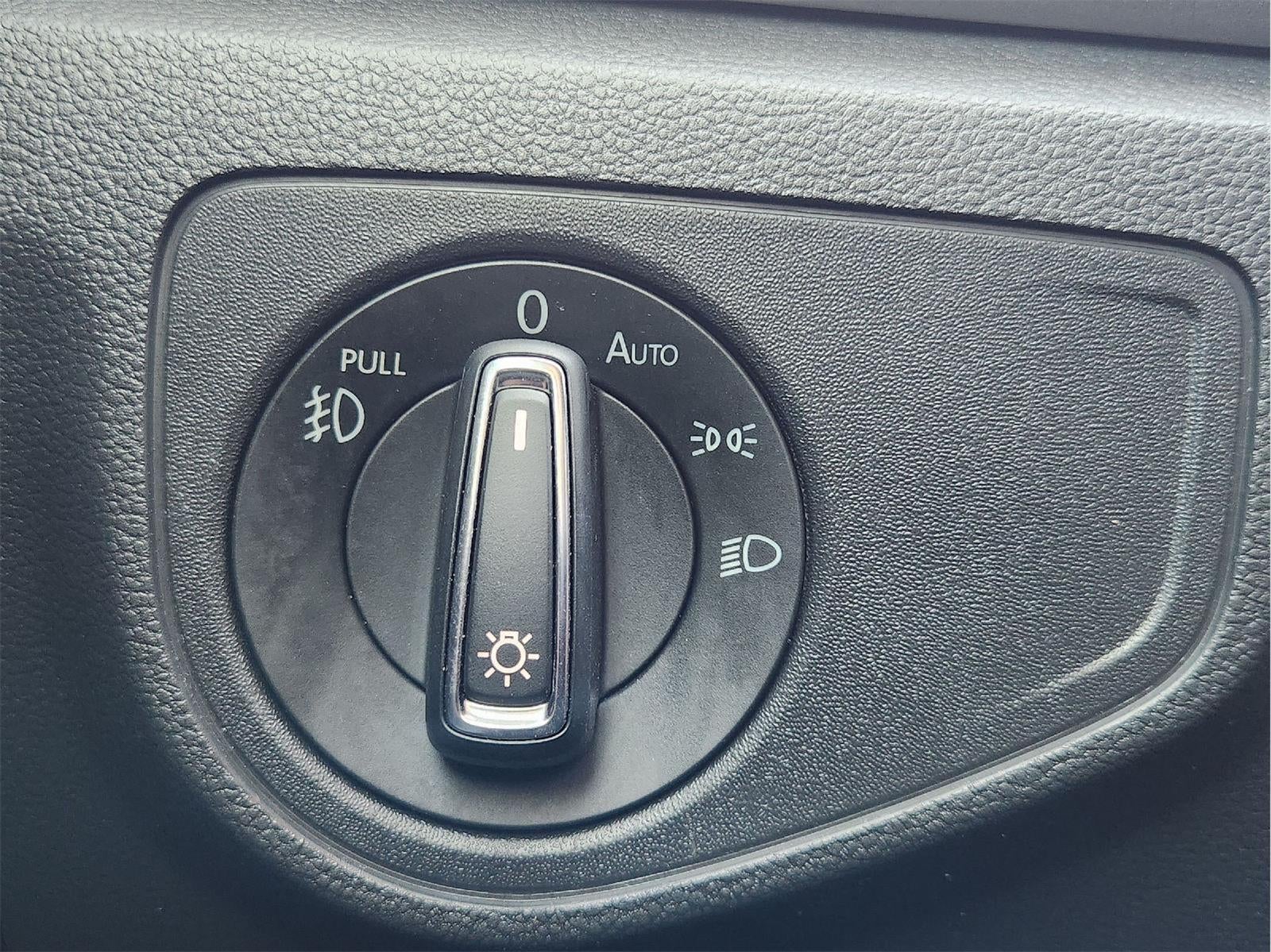 2019 Volkswagen Atlas 3.6L V6 SE w/Technology