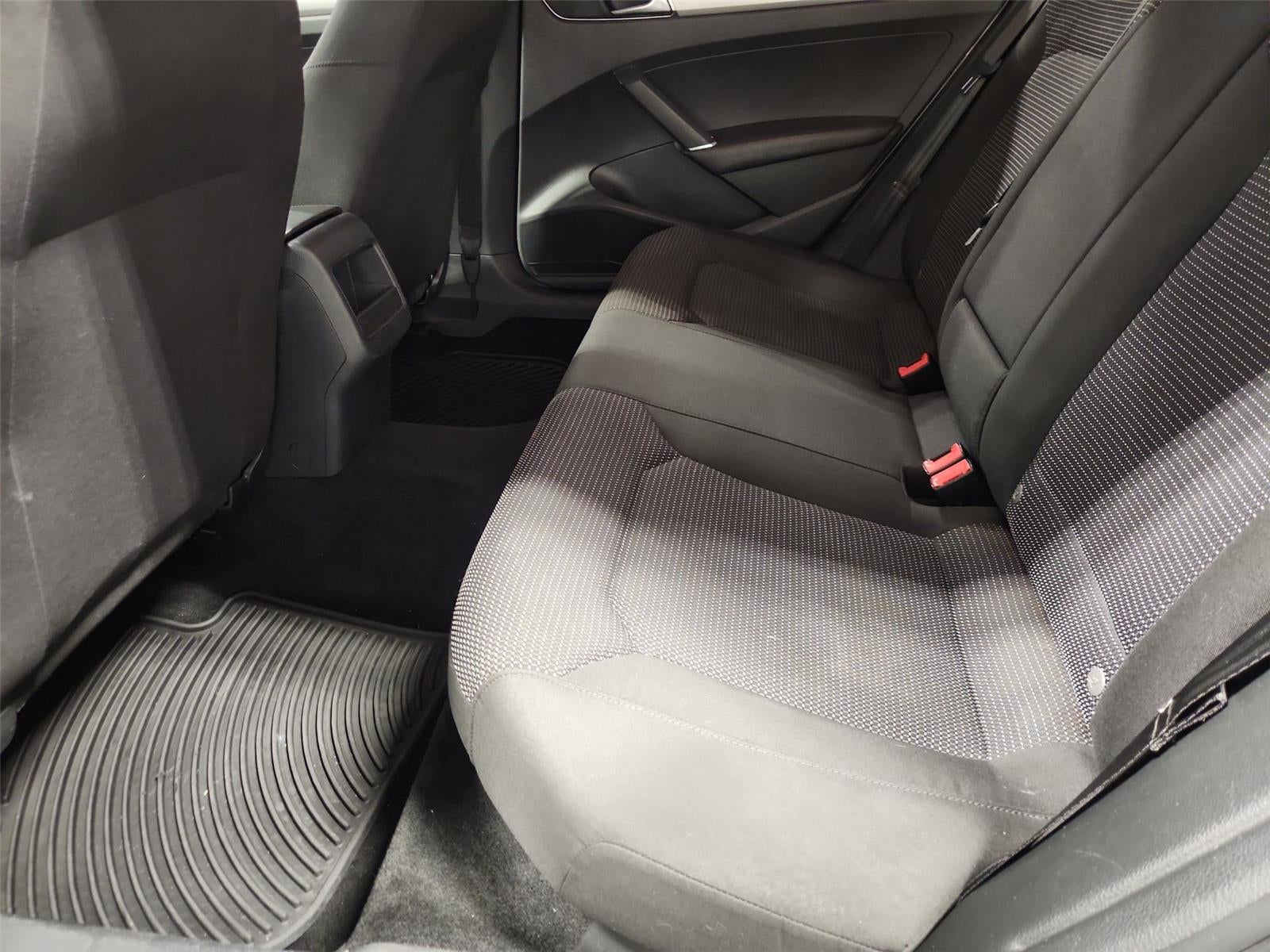 2018 Volkswagen Passat 2.0T S