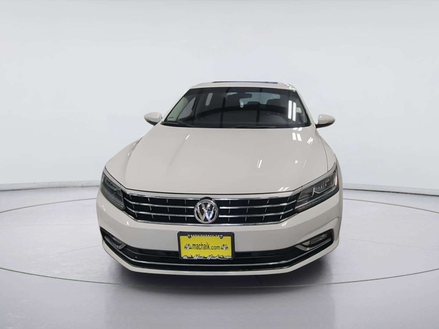 2018 Volkswagen Passat 2.0T SE w/Technology
