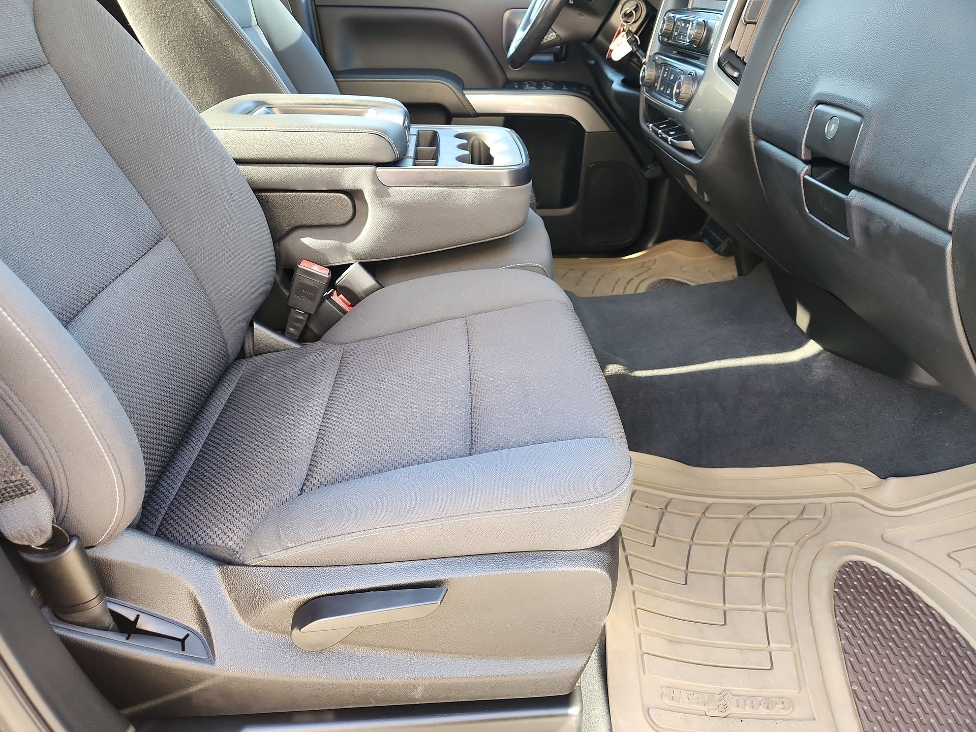 2019 Chevrolet Silverado LD LT