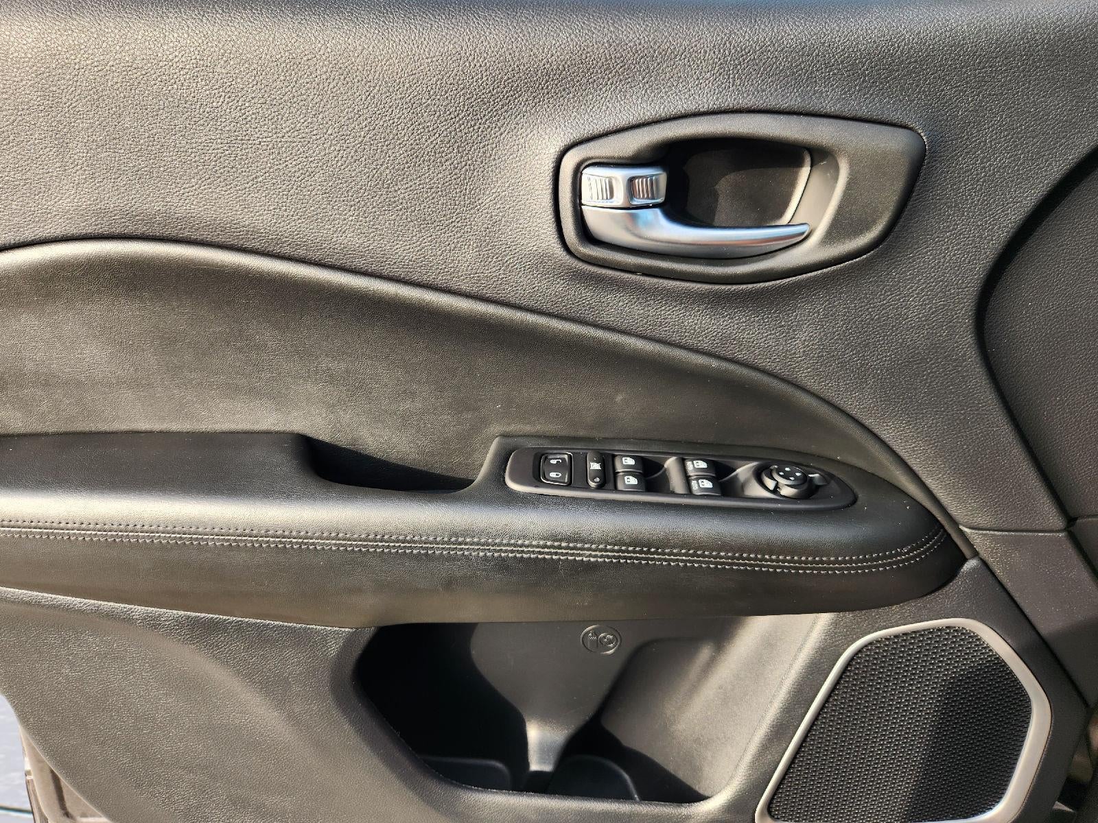 2020 Jeep COMPASS Altitude