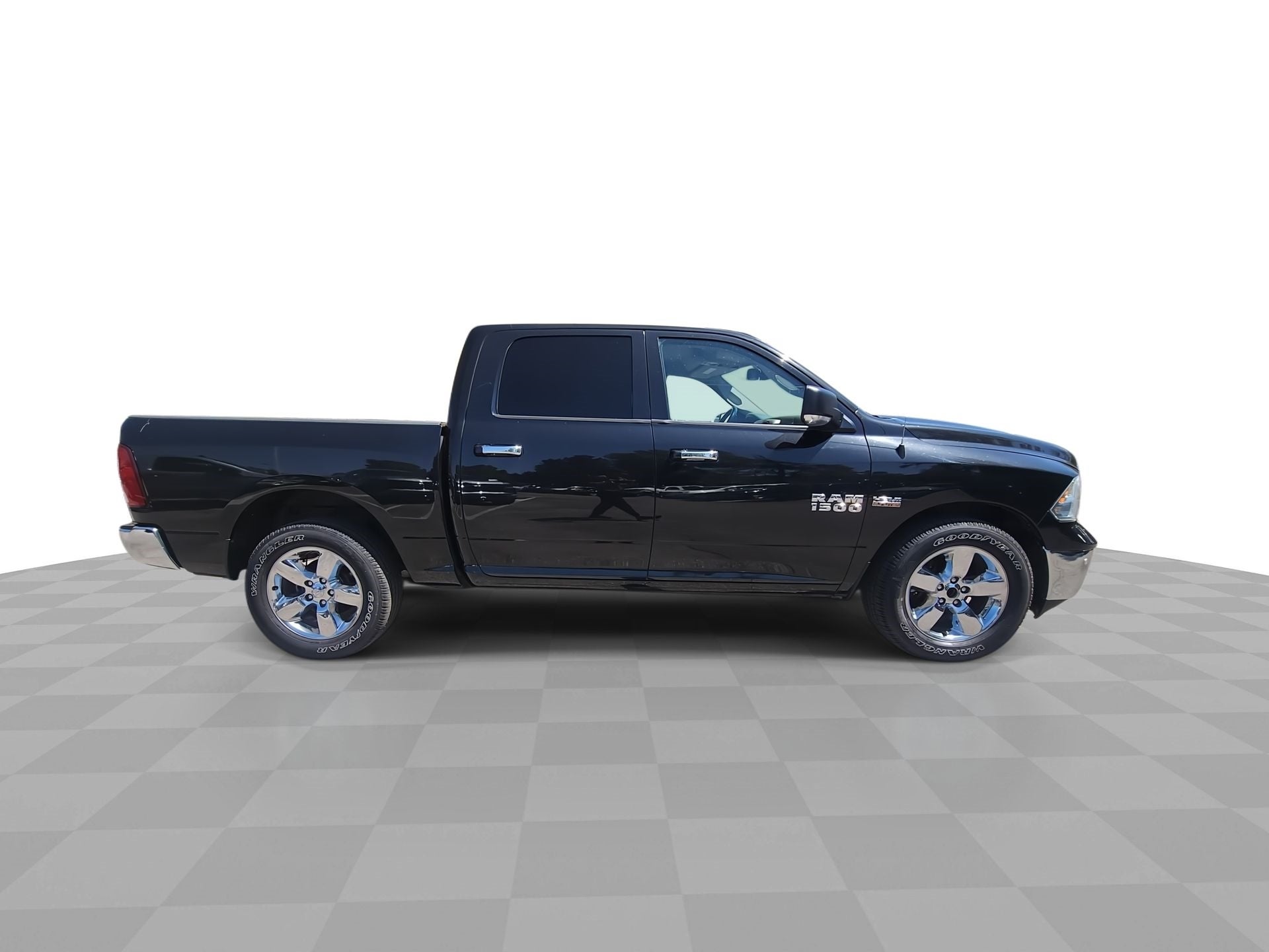 2017 RAM 1500 Lone Star Crew Cab 4x2 5'7" Box
