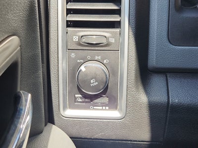 2017 RAM 1500 Lone Star Crew Cab 4x2 5'7" Box