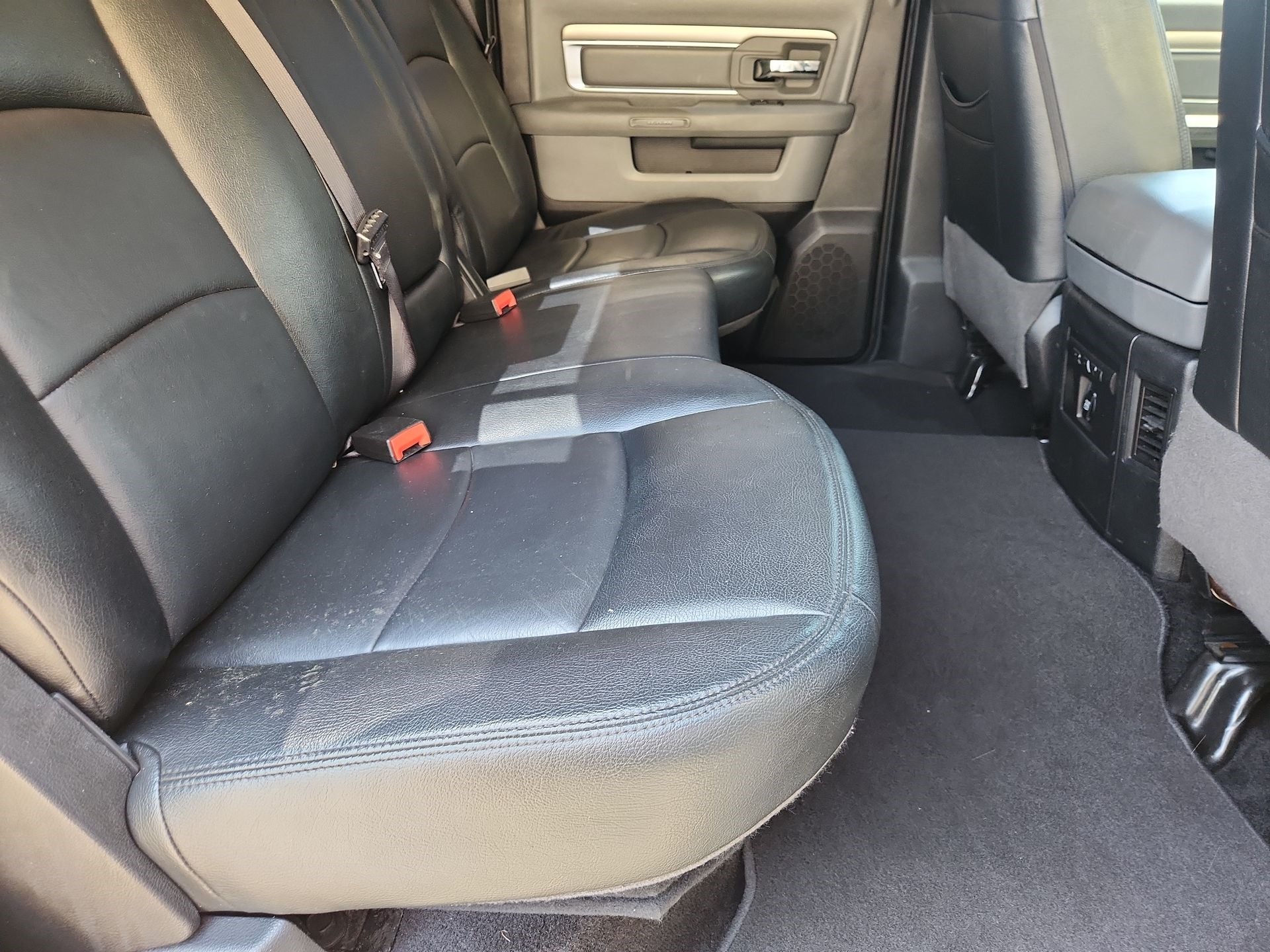 2017 RAM 1500 Lone Star Crew Cab 4x2 5'7" Box