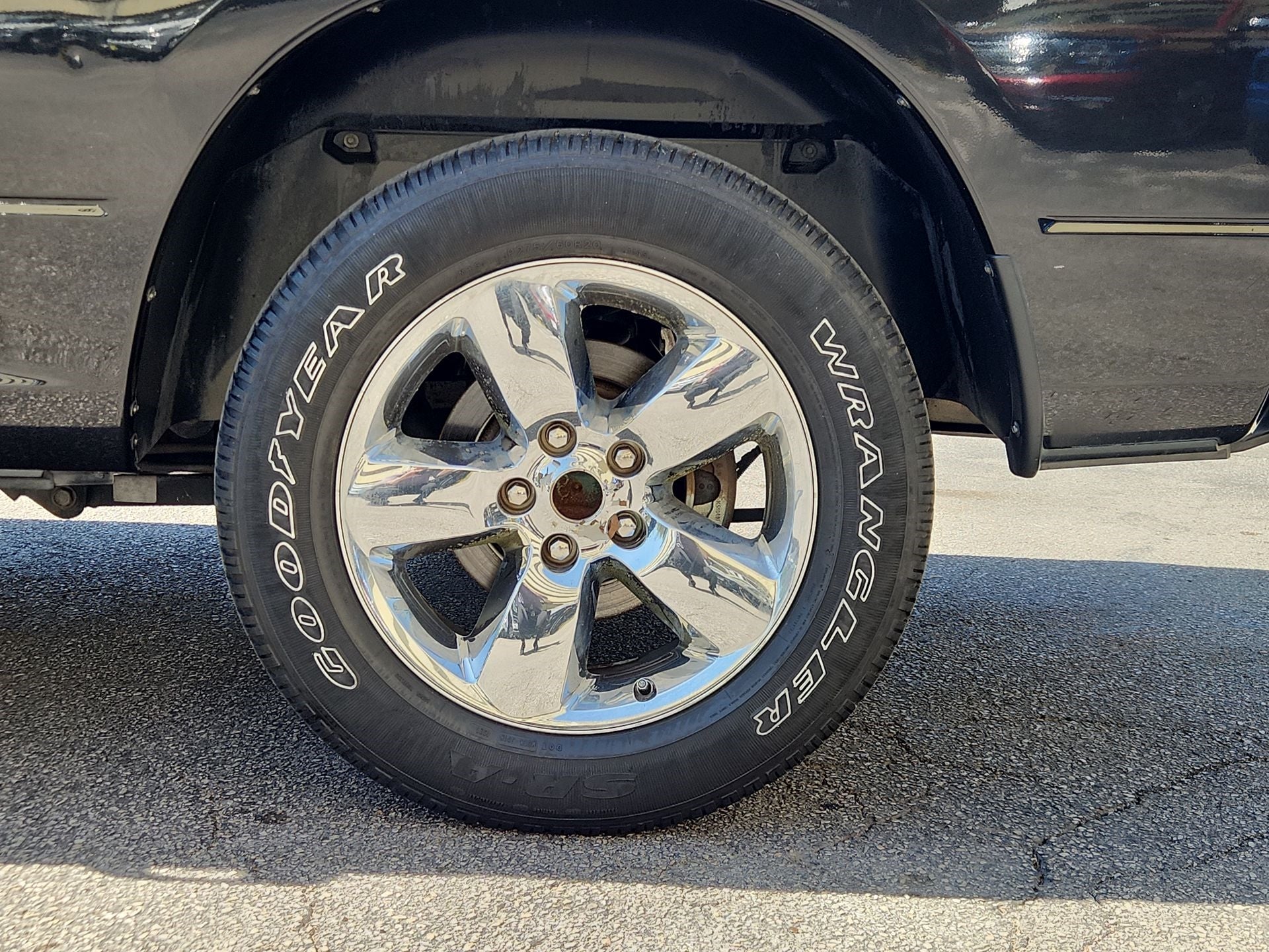 2017 RAM 1500 Lone Star Crew Cab 4x2 5'7" Box