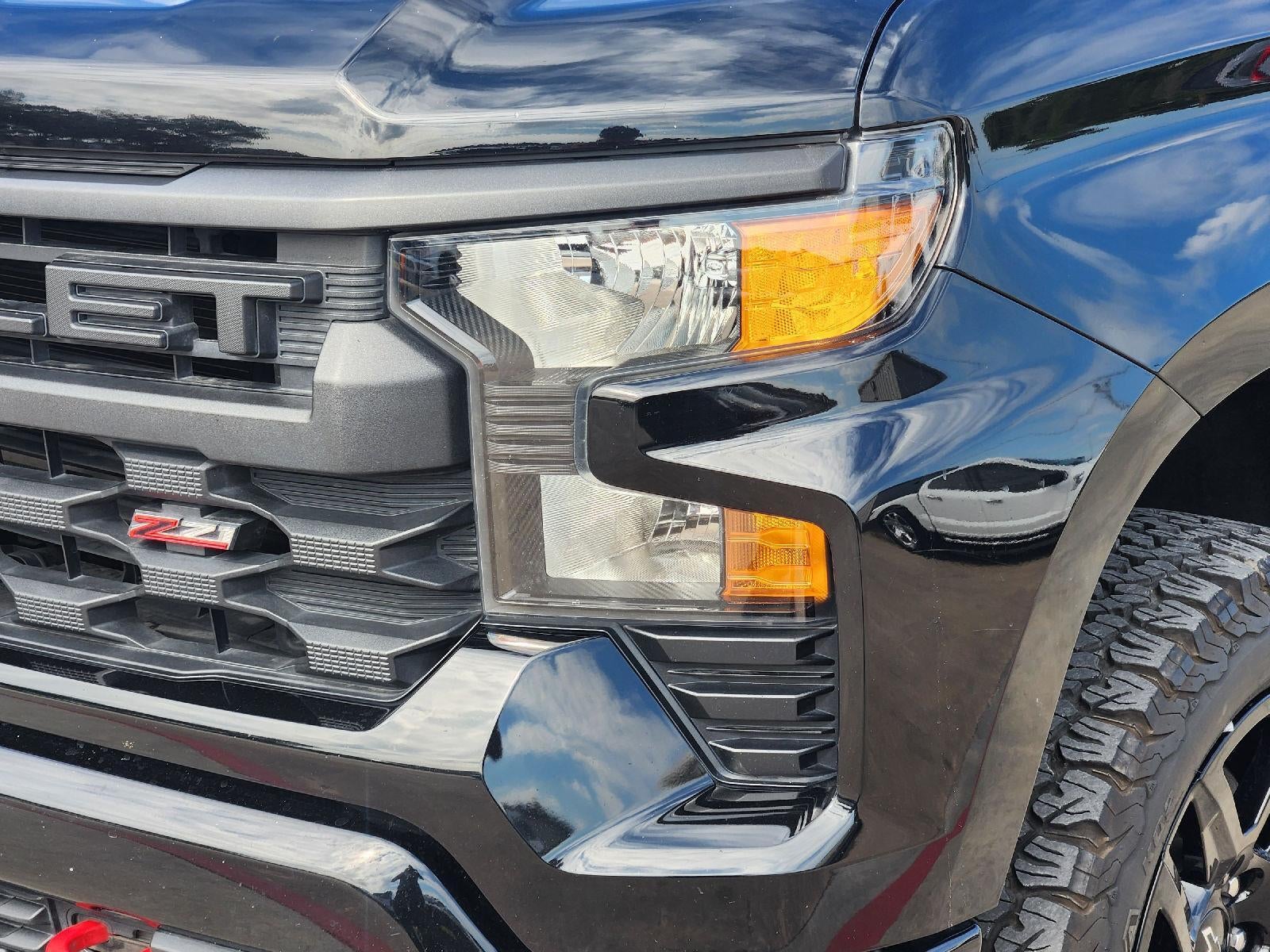 2022 Chevrolet Silverado 1500 Custom Trail Boss